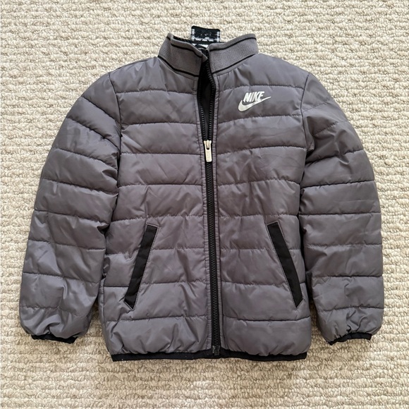 Nike Kids Gray Puffer Jacket 4-5 years - Picture 1 of 7